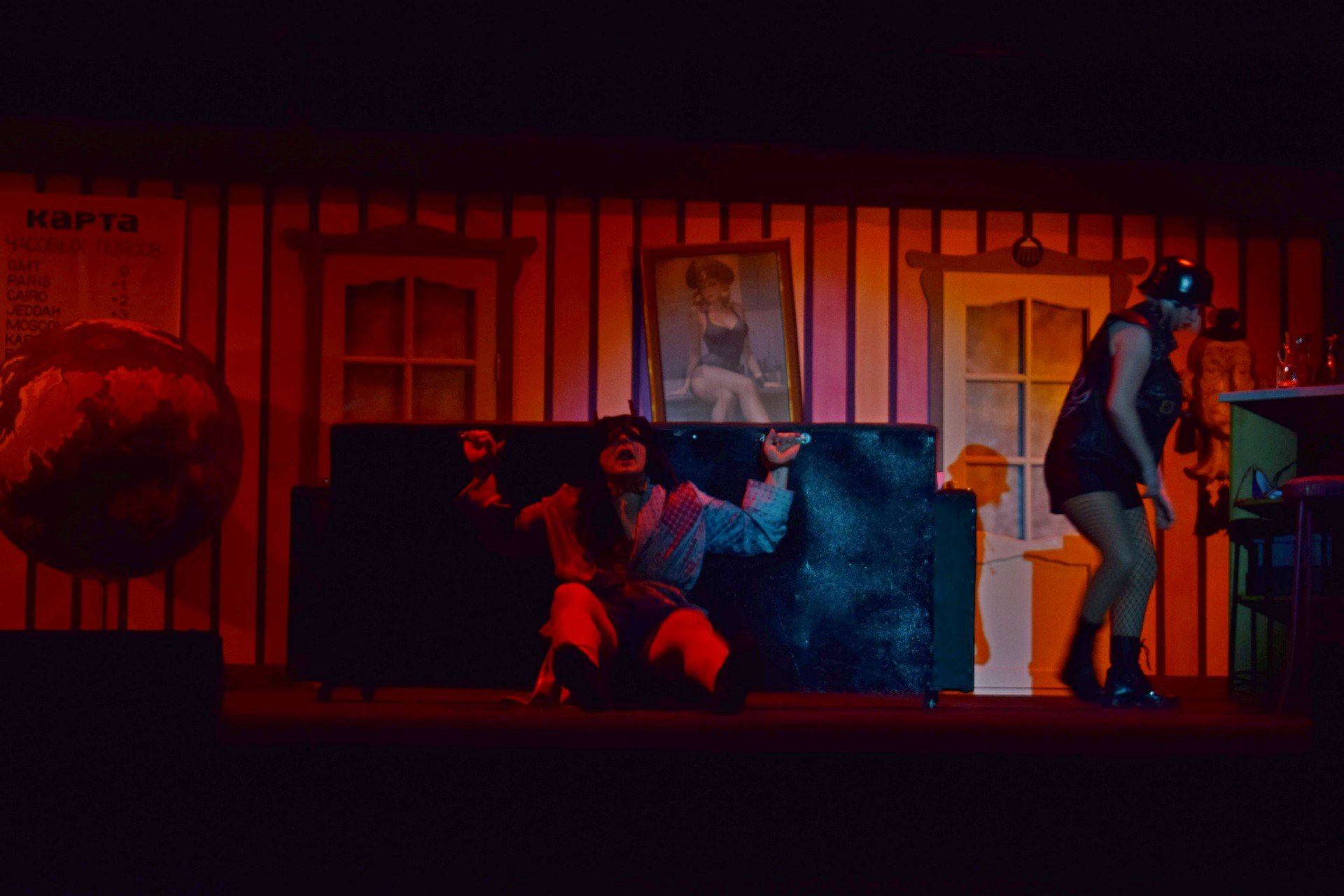 Спектакль "боинг-Боинг" Художник по свету Мелентьев Алексей